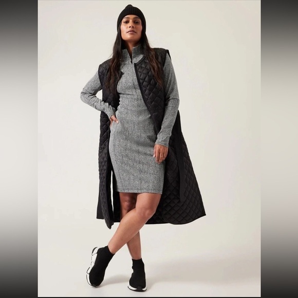 Athleta Dresses & Skirts - NWOT Athleta Delancey Textured Dress, Braiden Black SIZE M Medium Style 882065